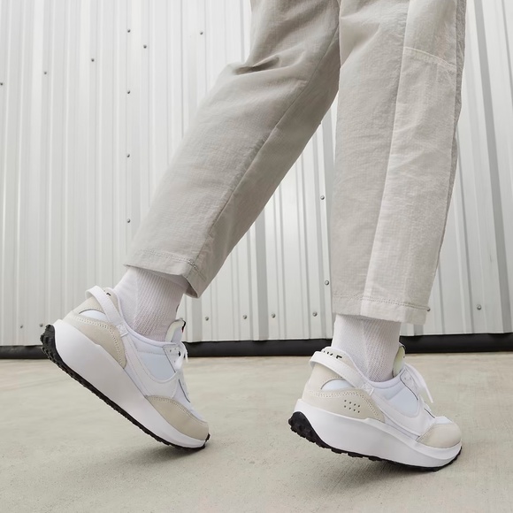 Nike Waffle Debut - Picture 4 of 10